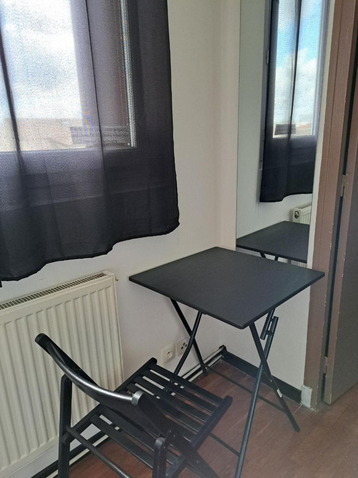 Chambre Solo Duo 20 Min Paris Drancy Luaran gambar